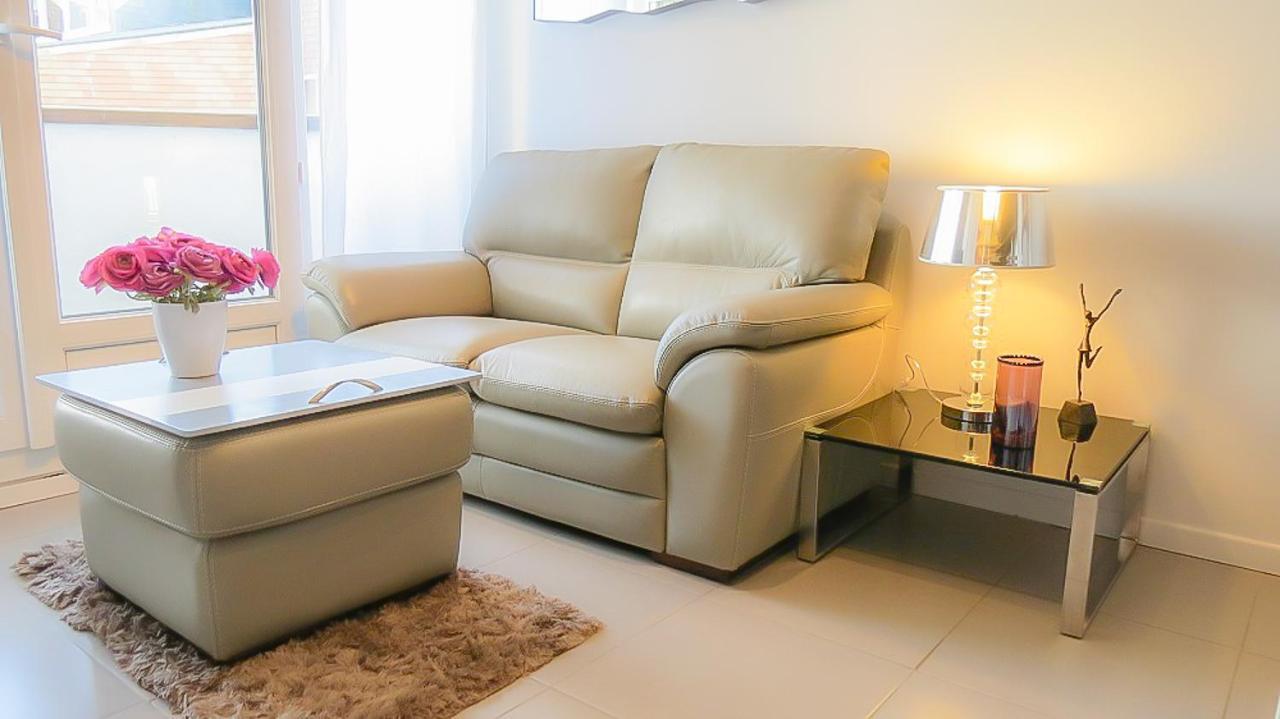 Cabourg, Cosy Appartement Avec Balcon + Parking Prive Exterior foto